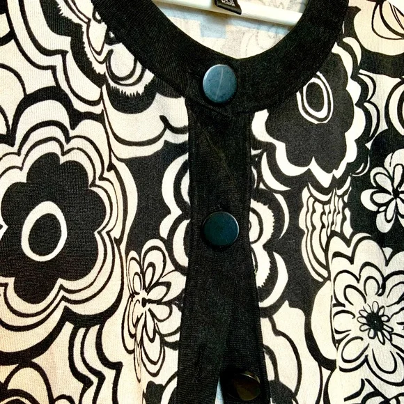 Cable and Gague cardigan sweater Petitie M, black and grey mod pattern - Picture 6 of 15